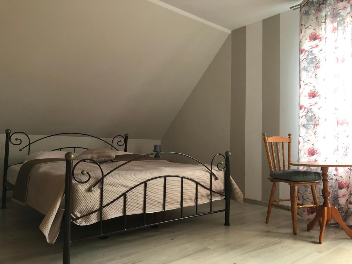 Apartament I Domek Letniskowy Hanna