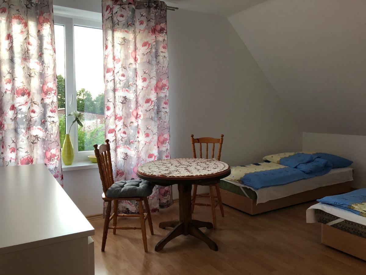 Apartament I Domek Letniskowy Hanna *